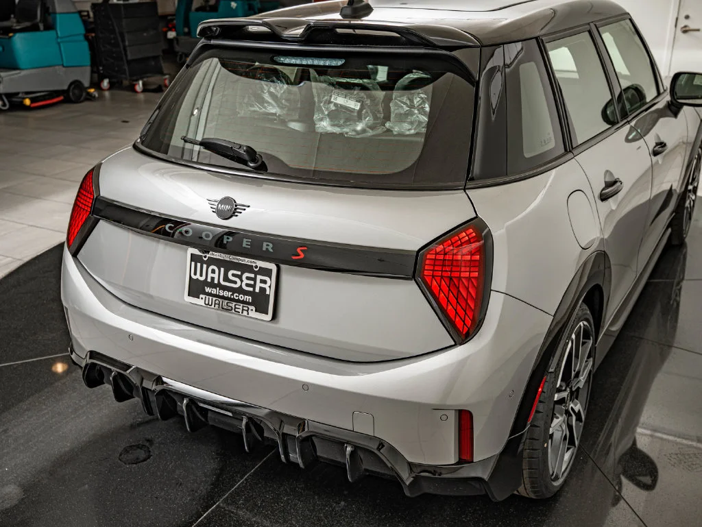 2026 MINI Hardtop 4 Door S - Photo 15