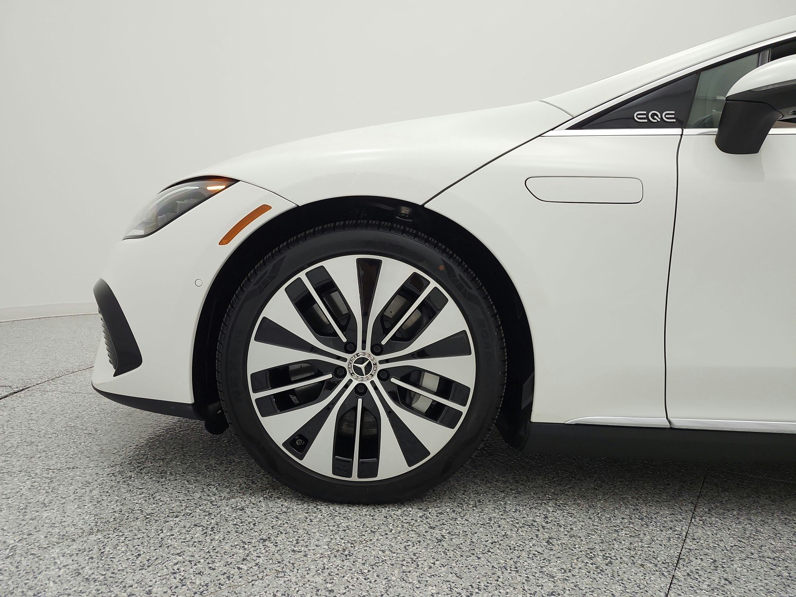 Used 2024 Polar White Mercedes-Benz EQE 350 4MATIC® Sedan image 17
