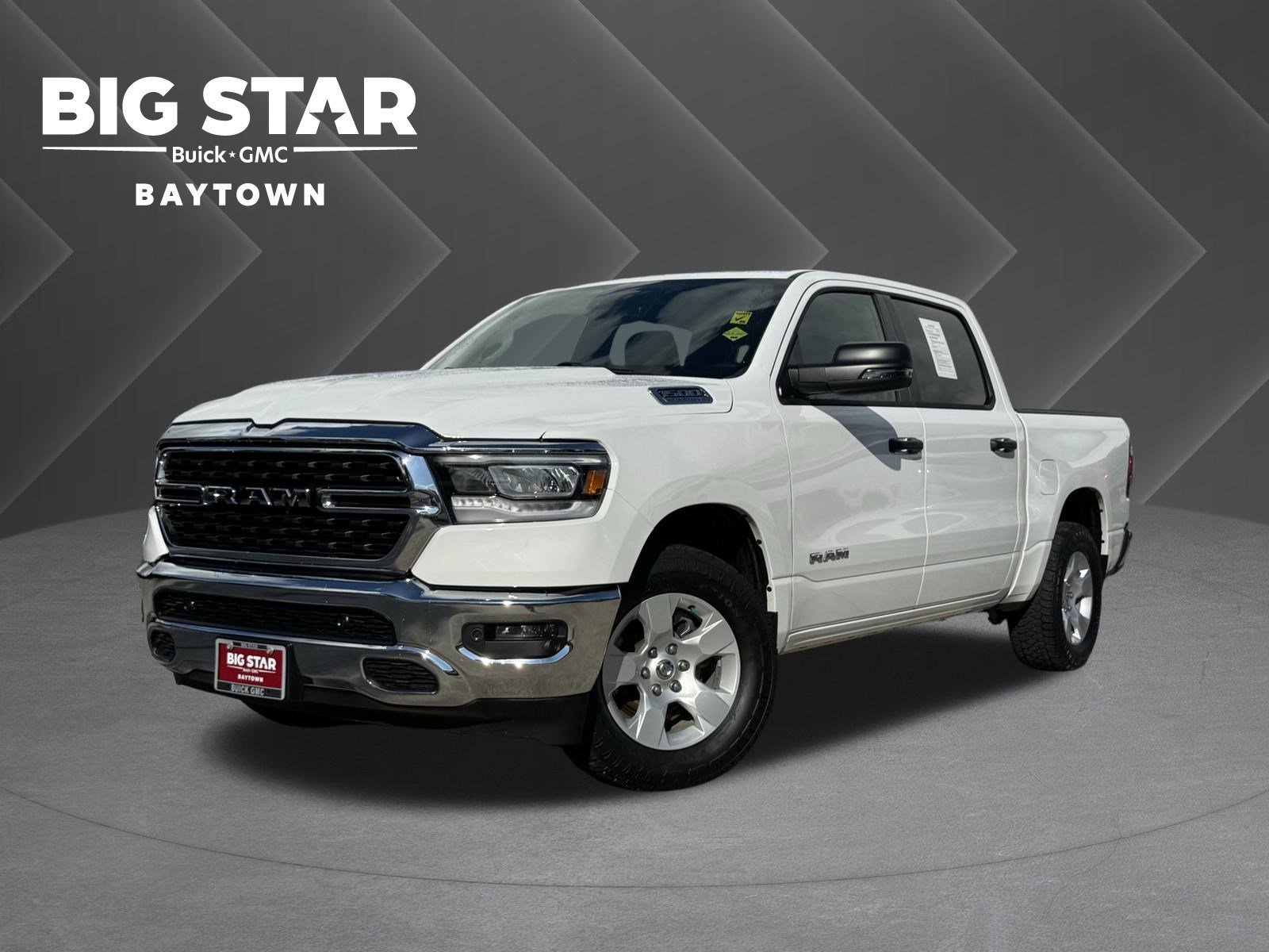 2023 RAM 1500 Big Horn/Lone Star 4x4 Crew Cab 5'7's photo