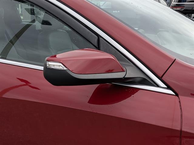 Used 2016 CRYSTAL RED TINTCOAT Chevrolet LT image 11