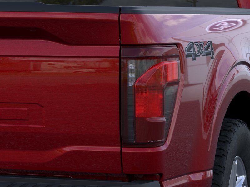 New 2026 Ruby Red Metallic Tinted Clearcoat Ford XLT image 21