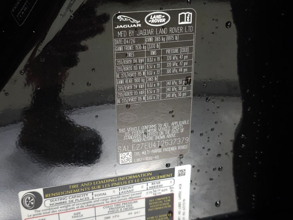 New 2026 Santorini Black Land Rover X-Dynamic SE image 36