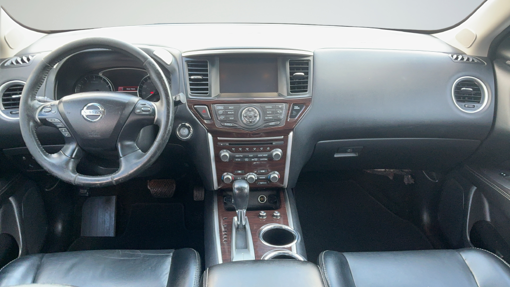 Used 2015 Cayenne Nissan Platinum image 7