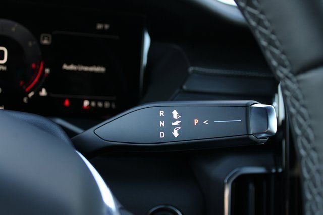 2026 GMC Acadia Elevation - Photo 23