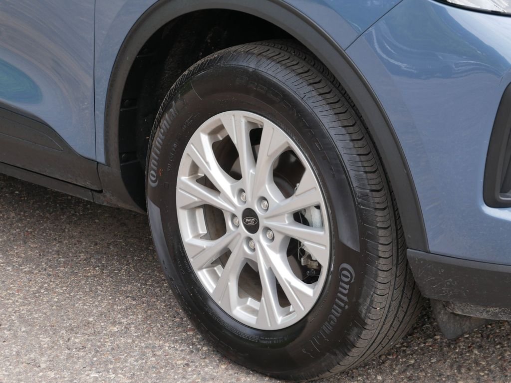 Used 2025 Blue Ford Active image 9