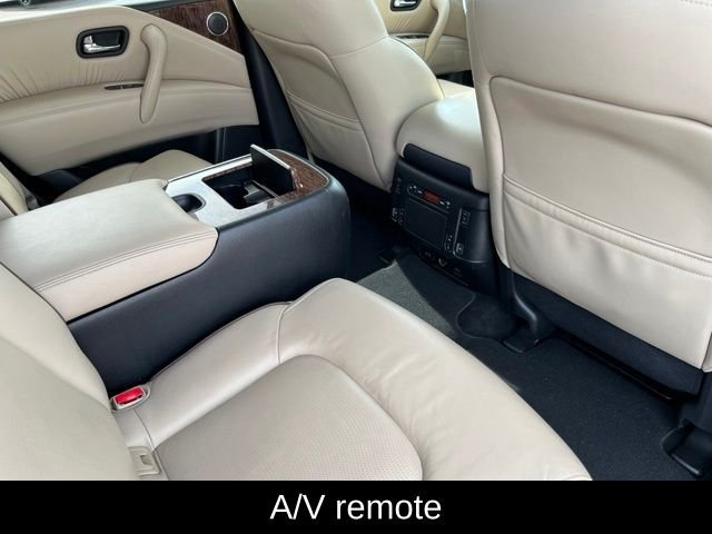 Used 2020 White Nissan Platinum image 27