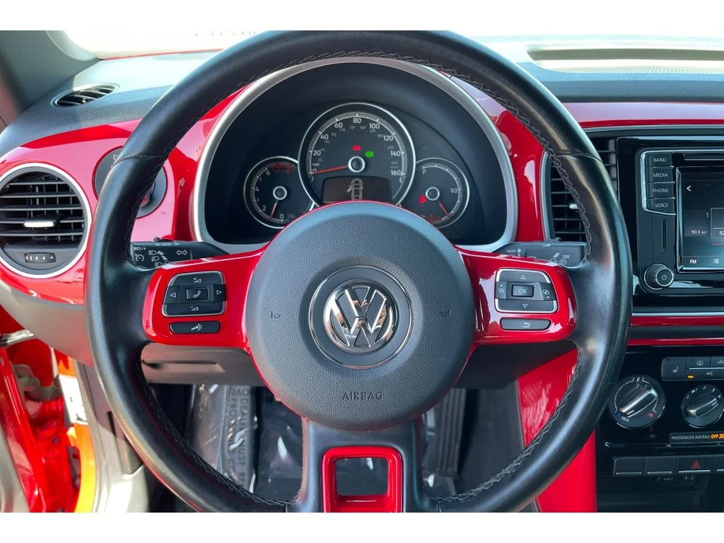 Used 2017 Tornado Red Volkswagen 1.8T SE image 33