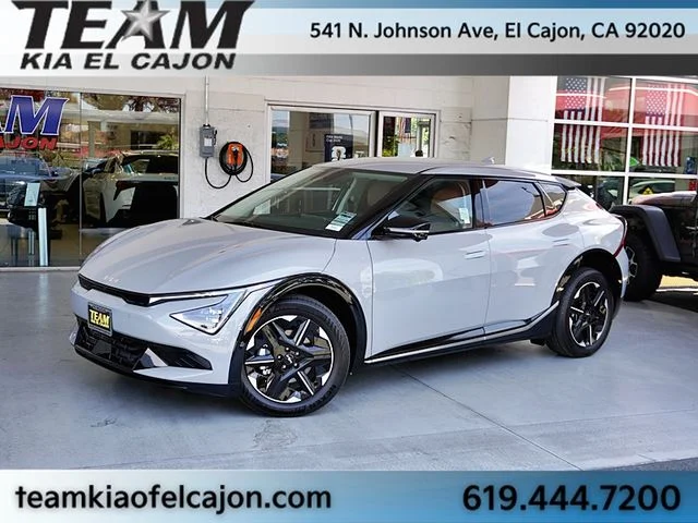 2026 Kia EV6 Wind