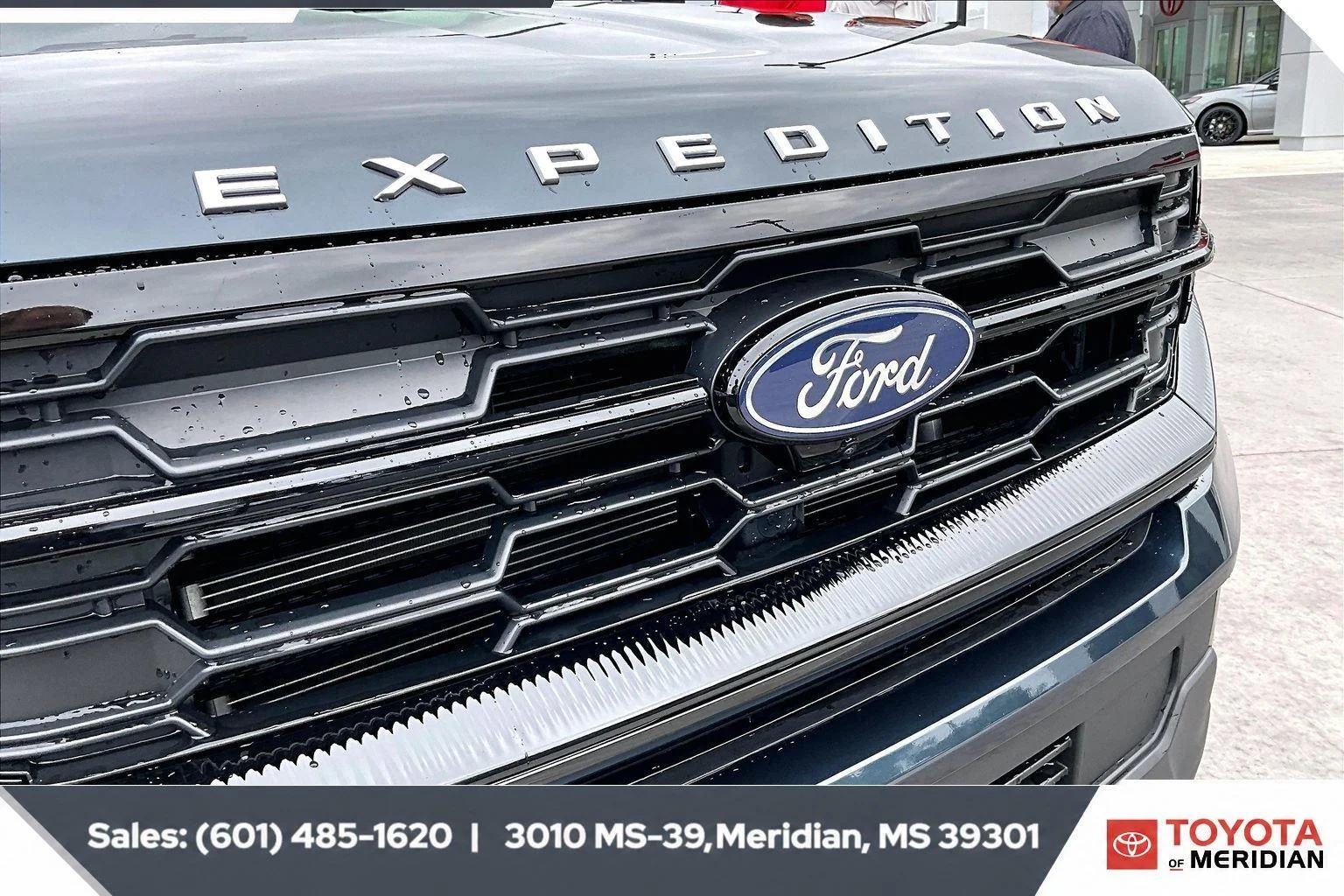 Used 2025 Stone Blue Ford Active image 22
