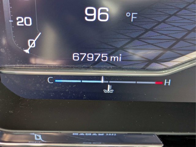 Used 2022 Titanium Rush Metallic GMC SLT image 27