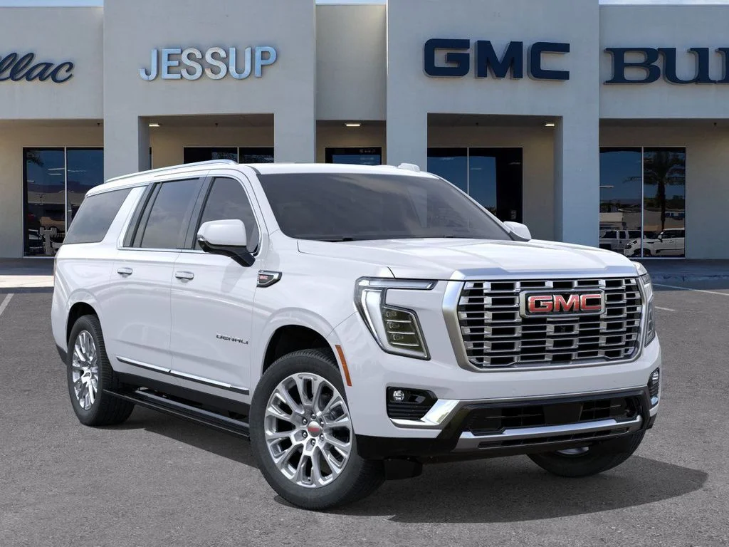 2026 GMC Yukon XL Denali - Photo 7