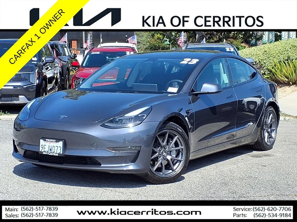 2023 Tesla Model 3 -'s photo