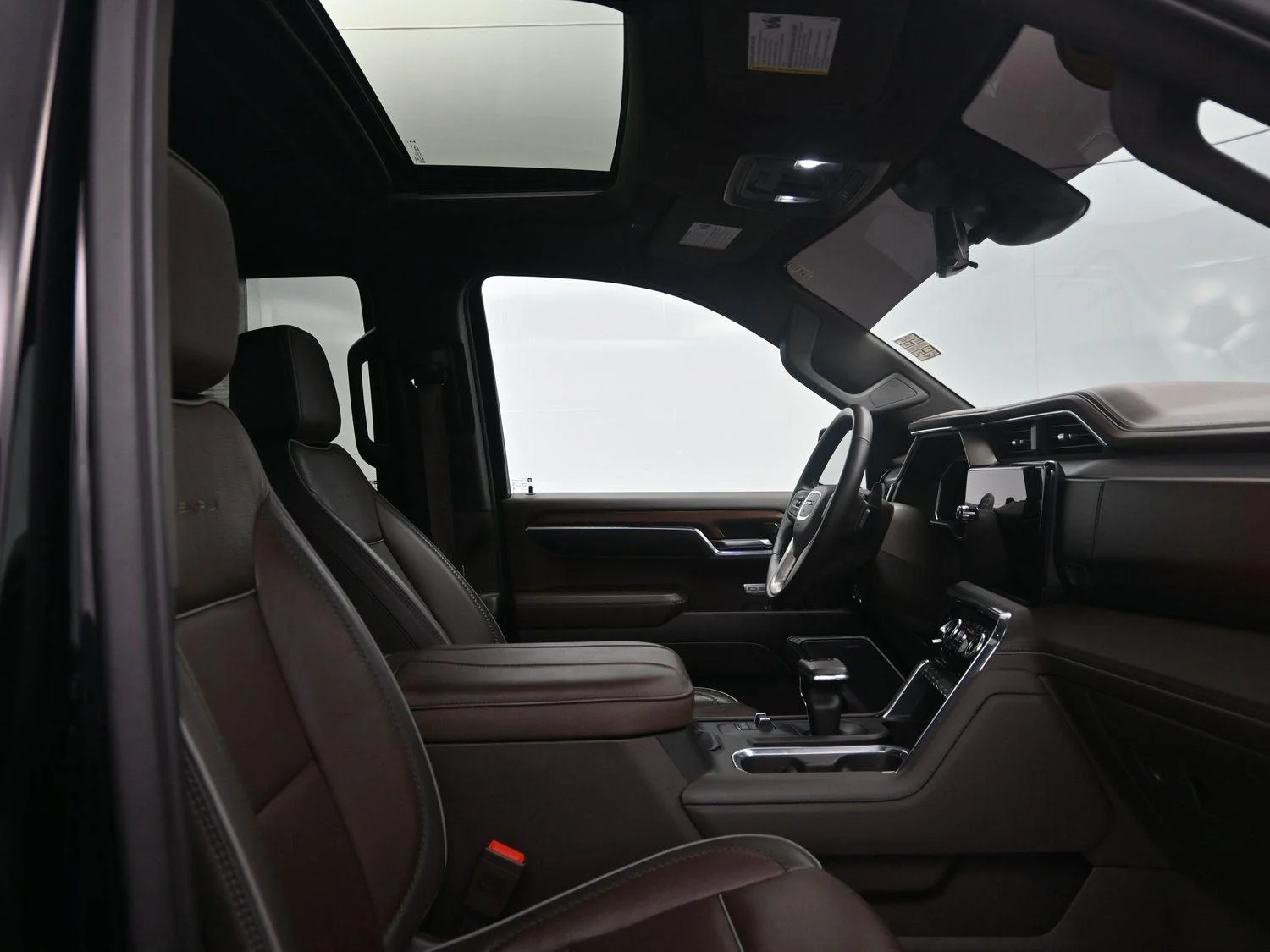 Used 2023 Onyx Black GMC Denali image 13