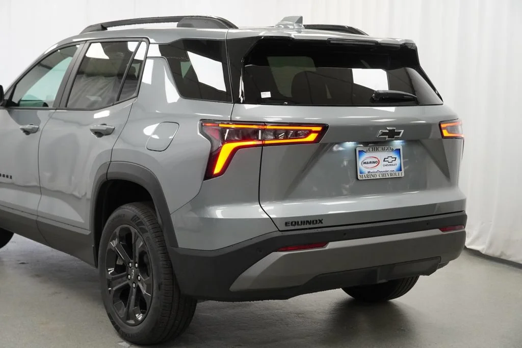 2027 Chevrolet Equinox LT - Photo 37