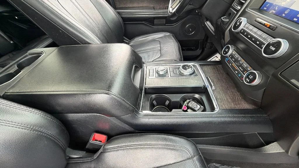 Used 2021 Silver Ford Limited MAX image 38