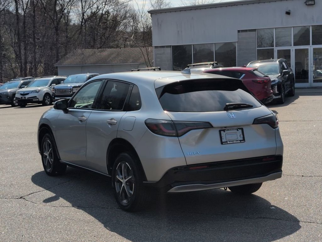 Used 2024 Silver Honda EX-L image 6