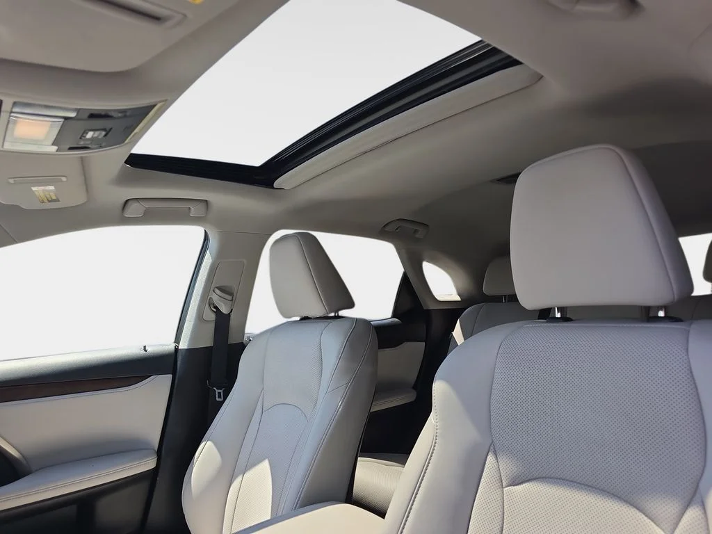 Certified Used 2021 EMINENT WHITE PEARL Lexus 450h image 29
