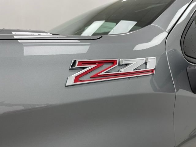 New 2026 Sterling Gray Metallic Chevrolet RST image 21
