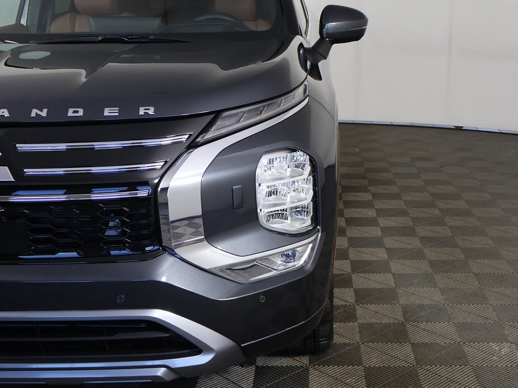 2025 Mitsubishi Outlander SEL - Photo 19