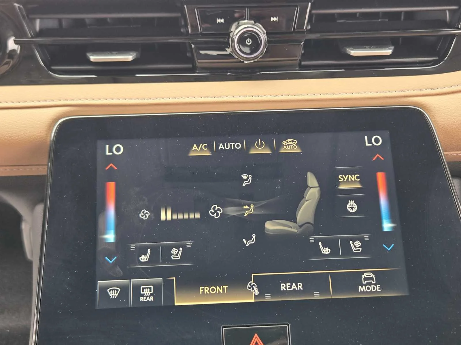 2026 INFINITI QX80 Luxe - Photo 13