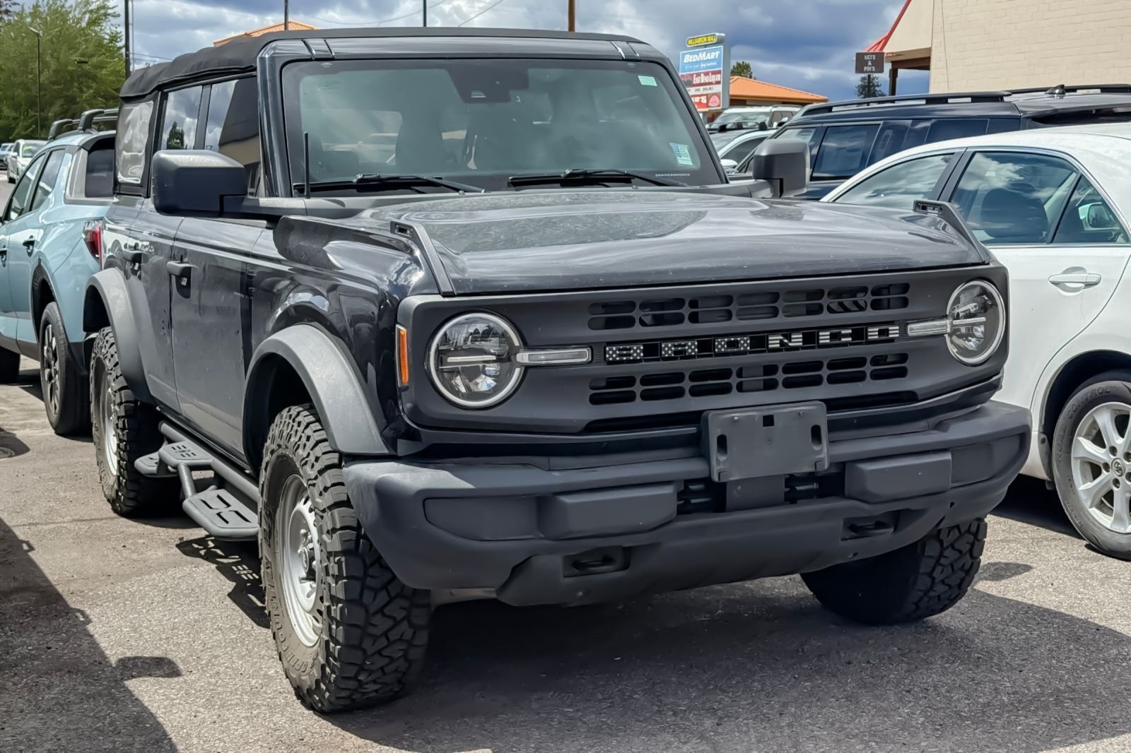 Vehicle Image 2