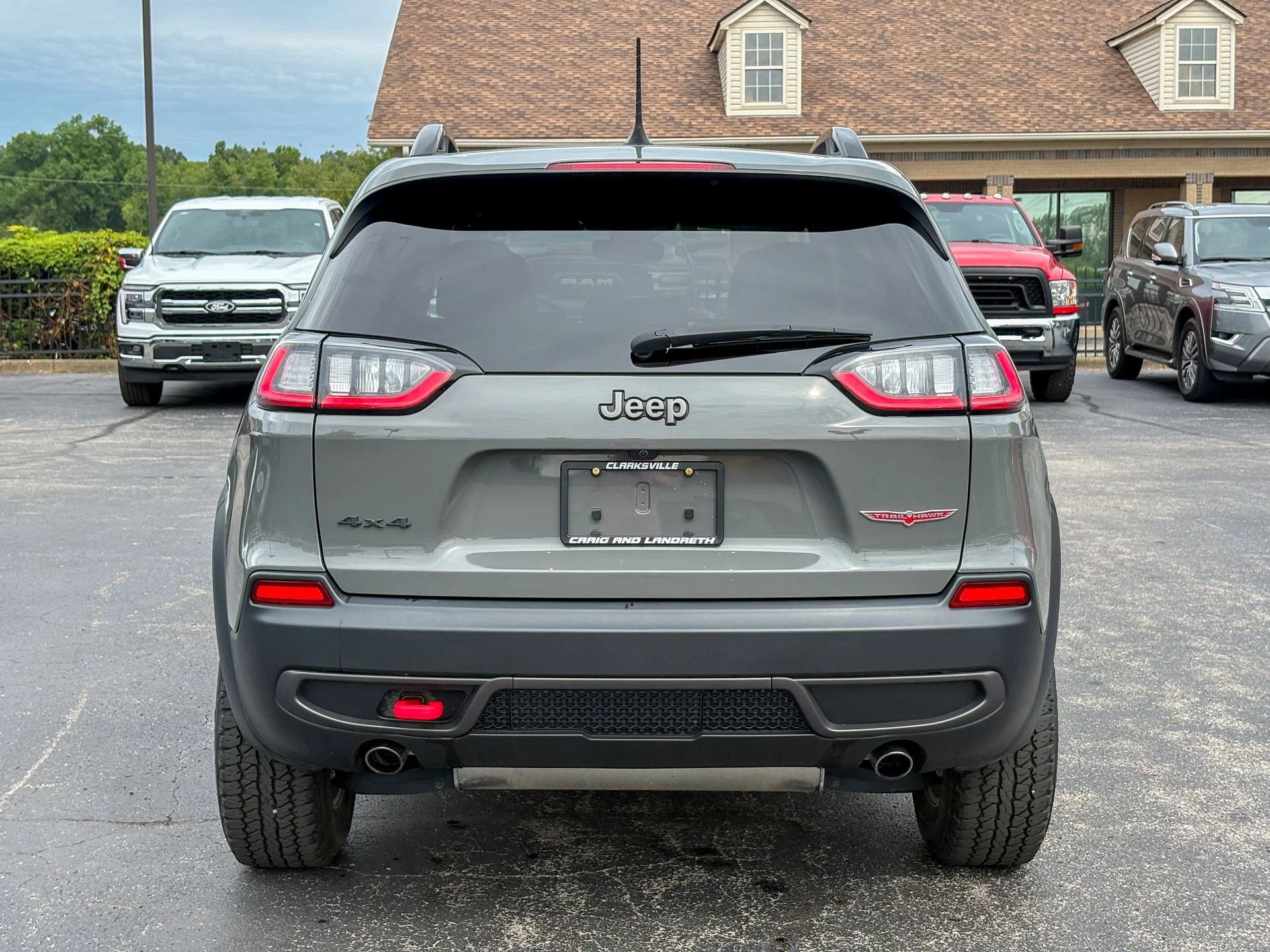 Used 2022 Gray Jeep Trailhawk image 10