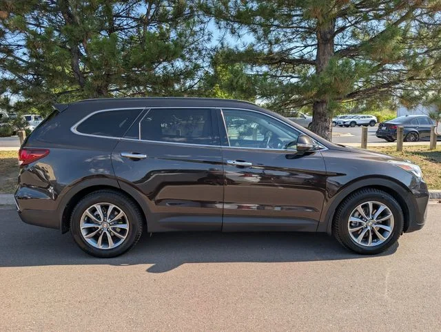 Used 2017 Espresso Hyundai SE image 2