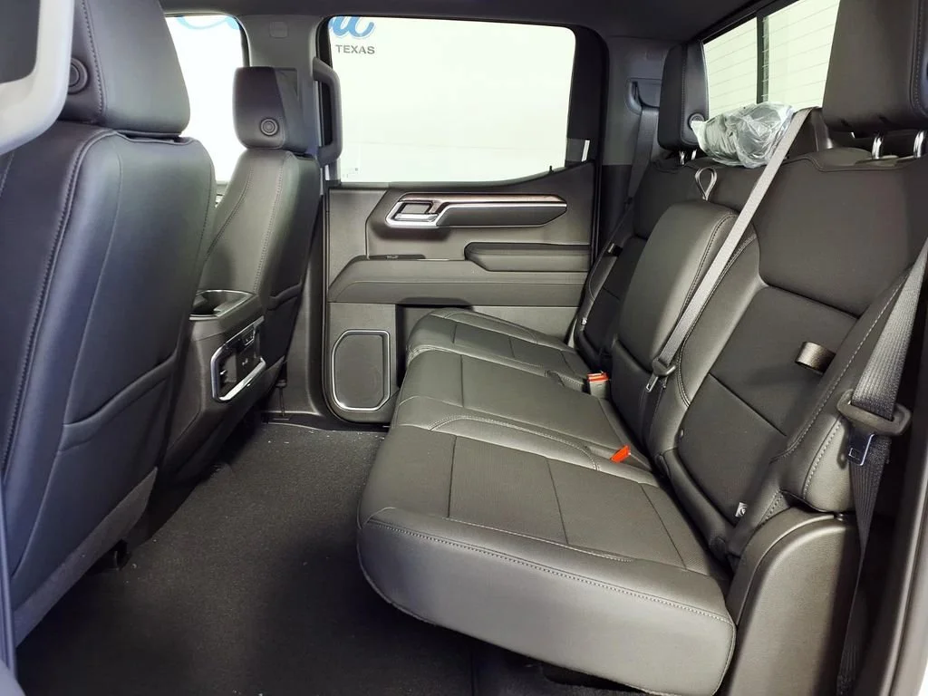 New 2026 Polar White Tricoat Chevrolet LTZ image 23