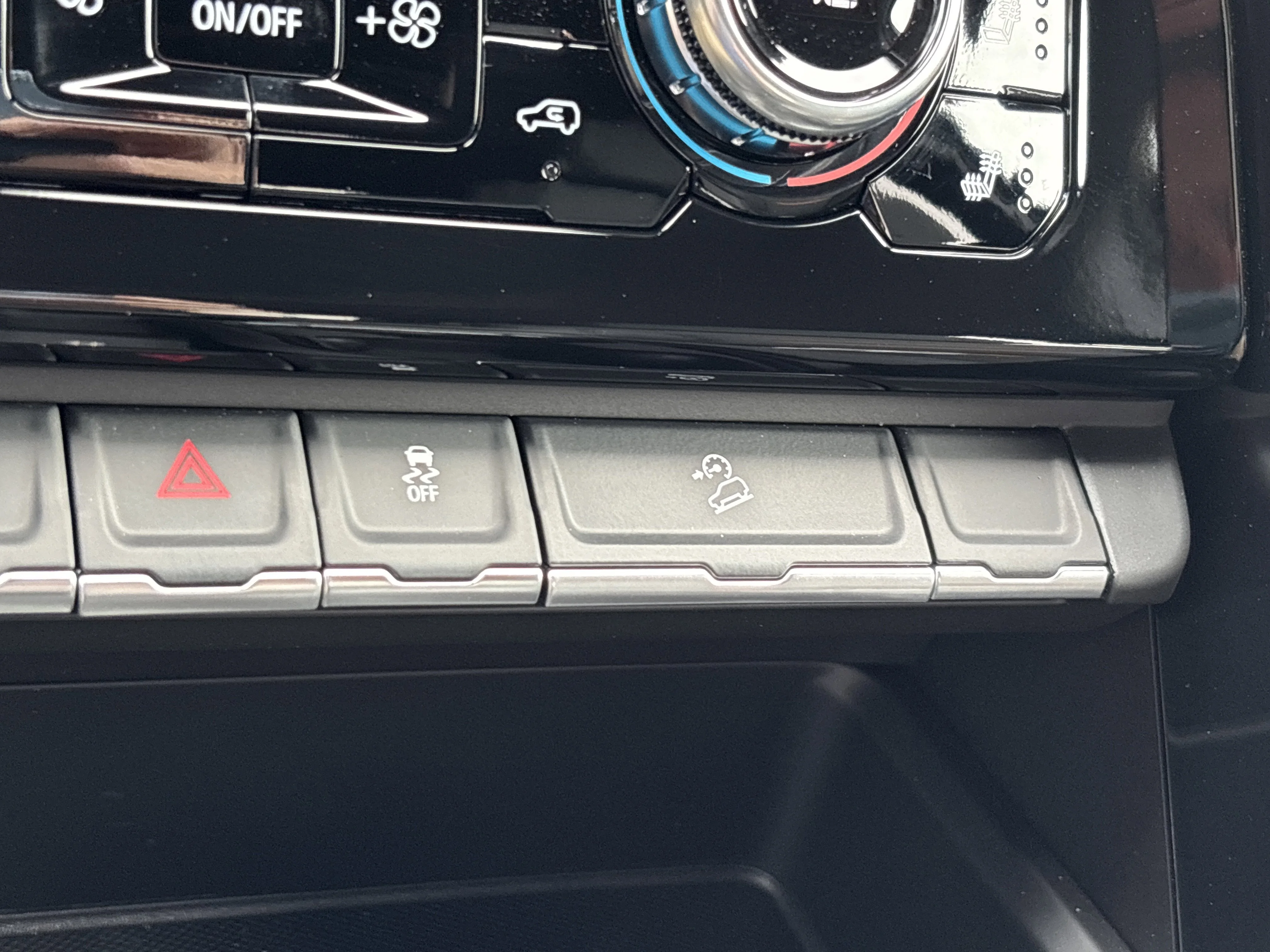 2026 GMC Sierra 3500HD AT4 - Photo 47