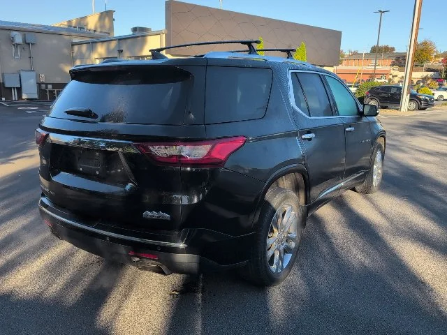 Used 2019 Black Chevrolet High Country image 9