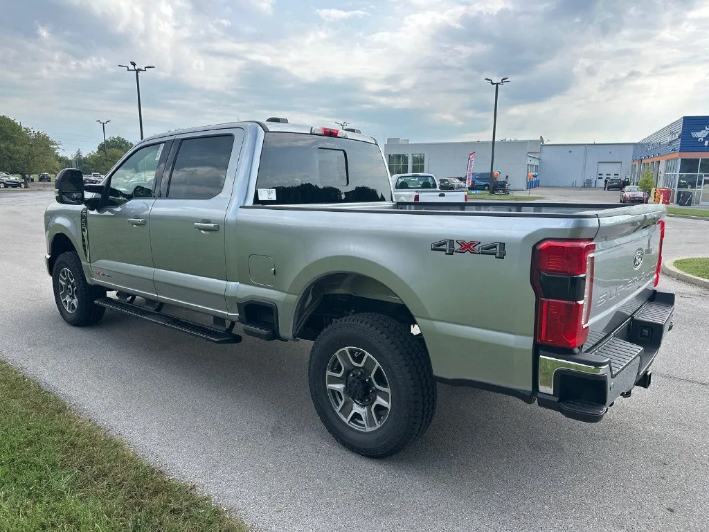 New 2027 Silver Ford Lariat image 13