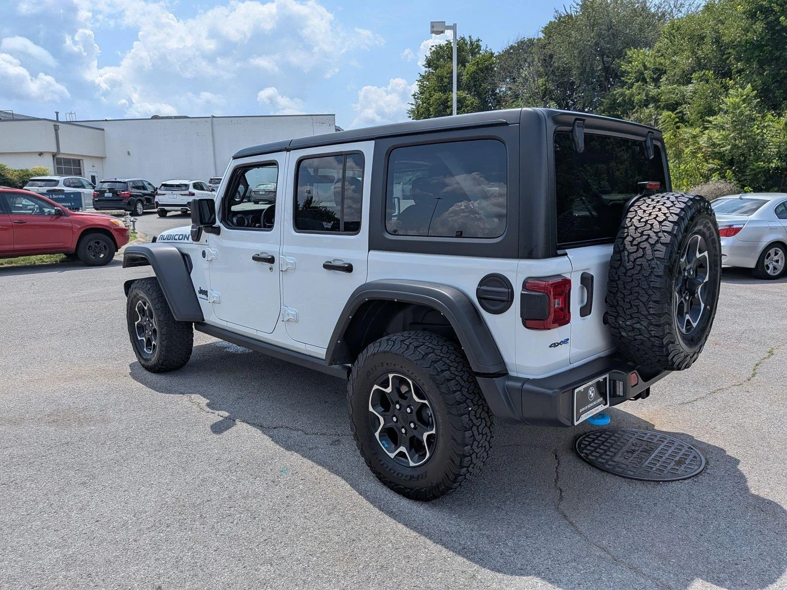 Used 2023 Bright White Clearcoat Jeep Rubicon image 3
