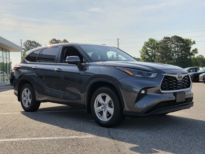 Used 2024 Magnetic Gray Metallic TOYOTA LE AWD image 5