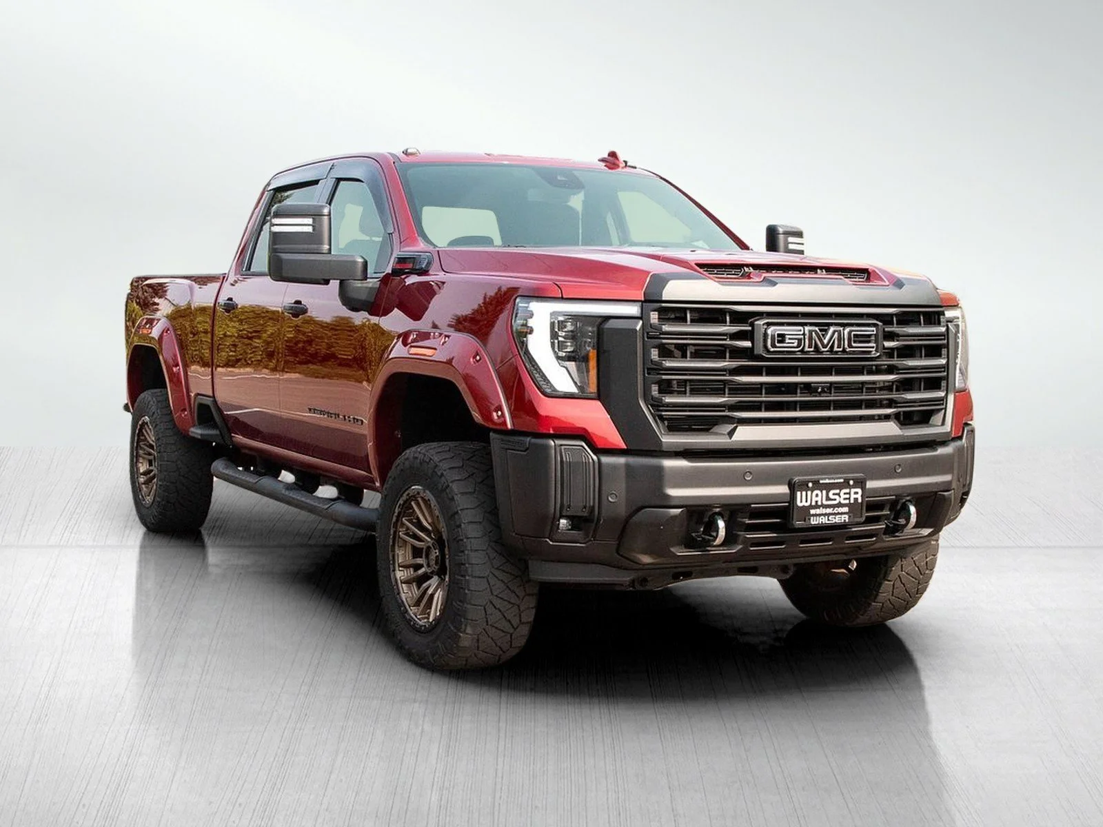 Used 2024 Volcanic Red Tintcoat GMC SLT image 7