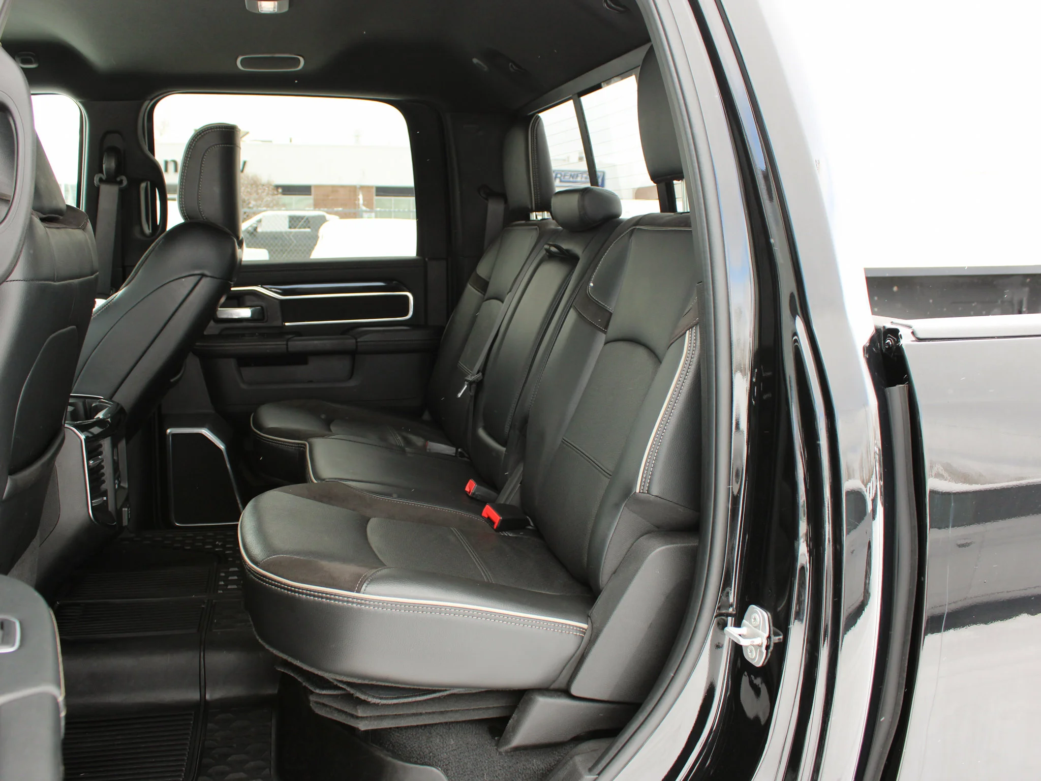 Certified Used 2022 Black RAM Laramie * Leather, Power Running Boards, Heated Seats, Towing Tech Group image 16