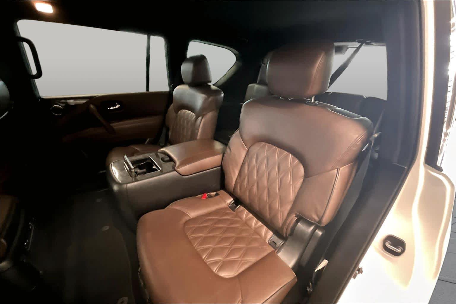 Used 2023 Aspen White Tricoat Nissan Platinum image 18