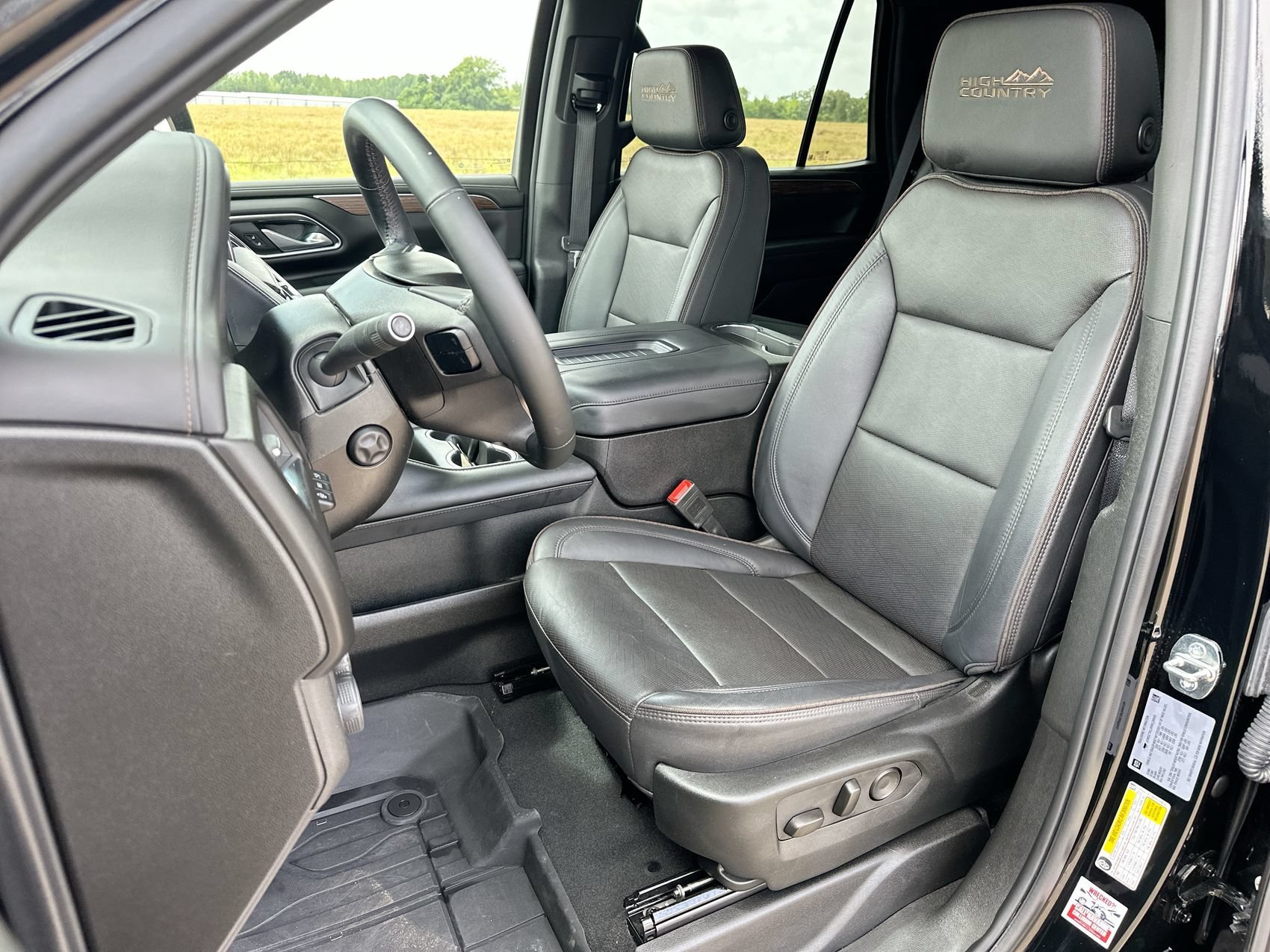 Used 2024 Black Chevrolet High Country image 11