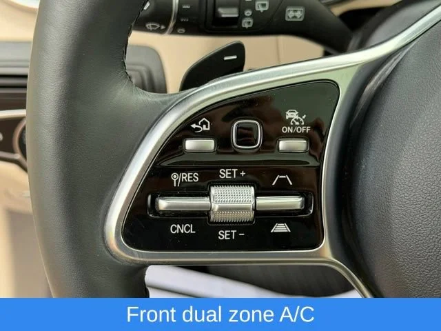 Used 2020 Silver Mercedes-Benz 4MATIC® image 17
