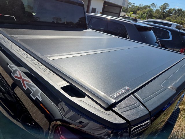 Used 2022 DARK ASH METALLIC Chevrolet RST image 7