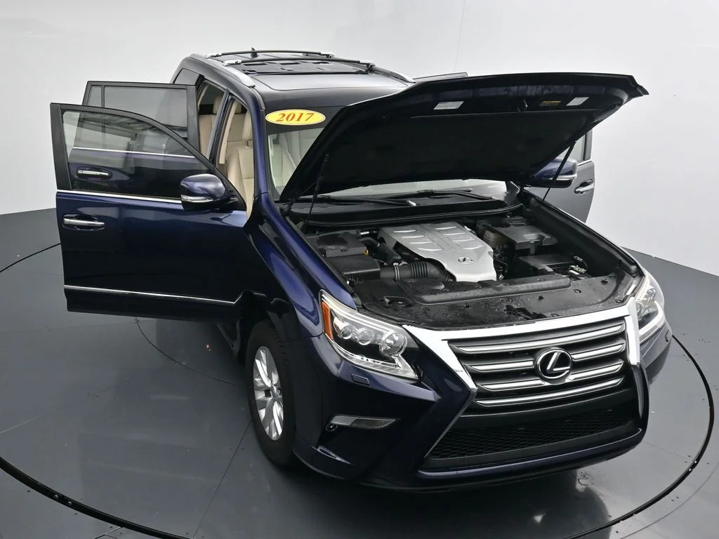 Used 2017  Lexus 460 image 36