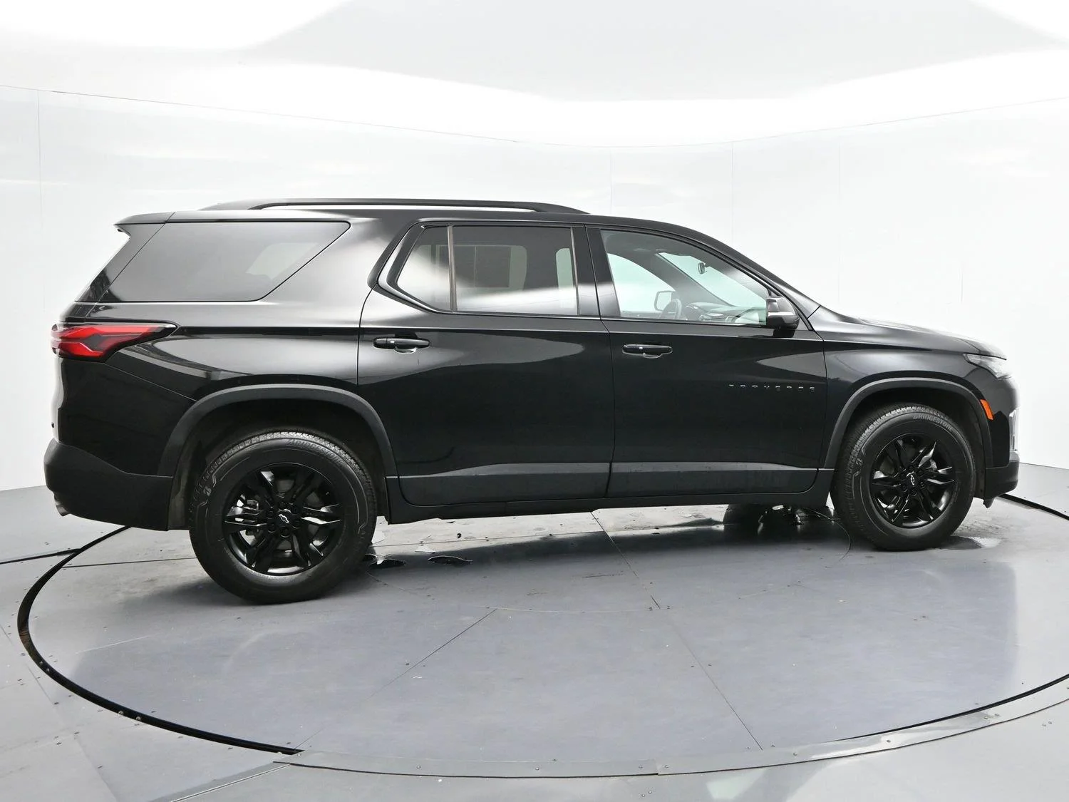 Used 2023 Mosaic Black Metallic Chevrolet LT Cloth image 8