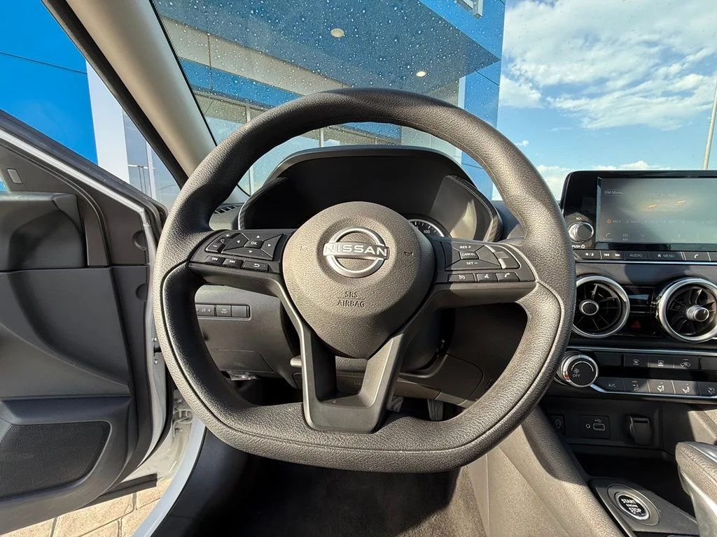 Used 2024 White Nissan S image 19