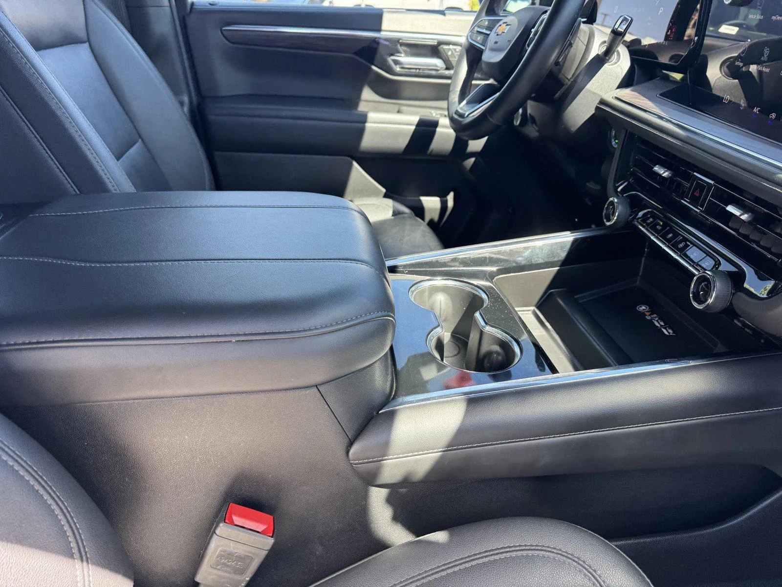 Used 2025 Sterling Gray Metallic Chevrolet LT image 8