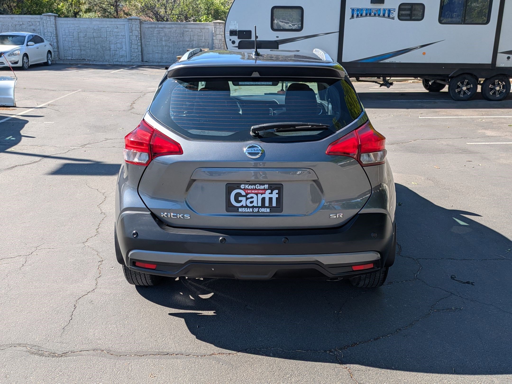 Used 2020 Gun Metallic Nissan SR image 4