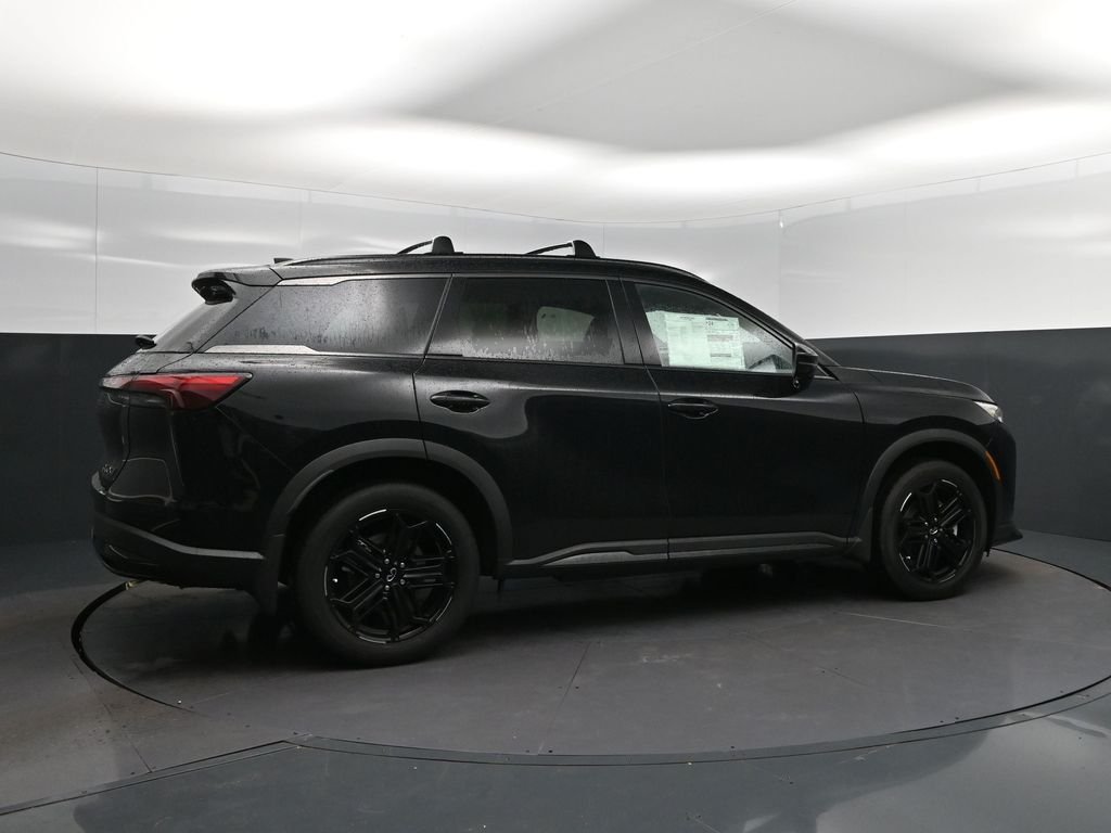 New 2027 Black INFINITI LUXE image 8
