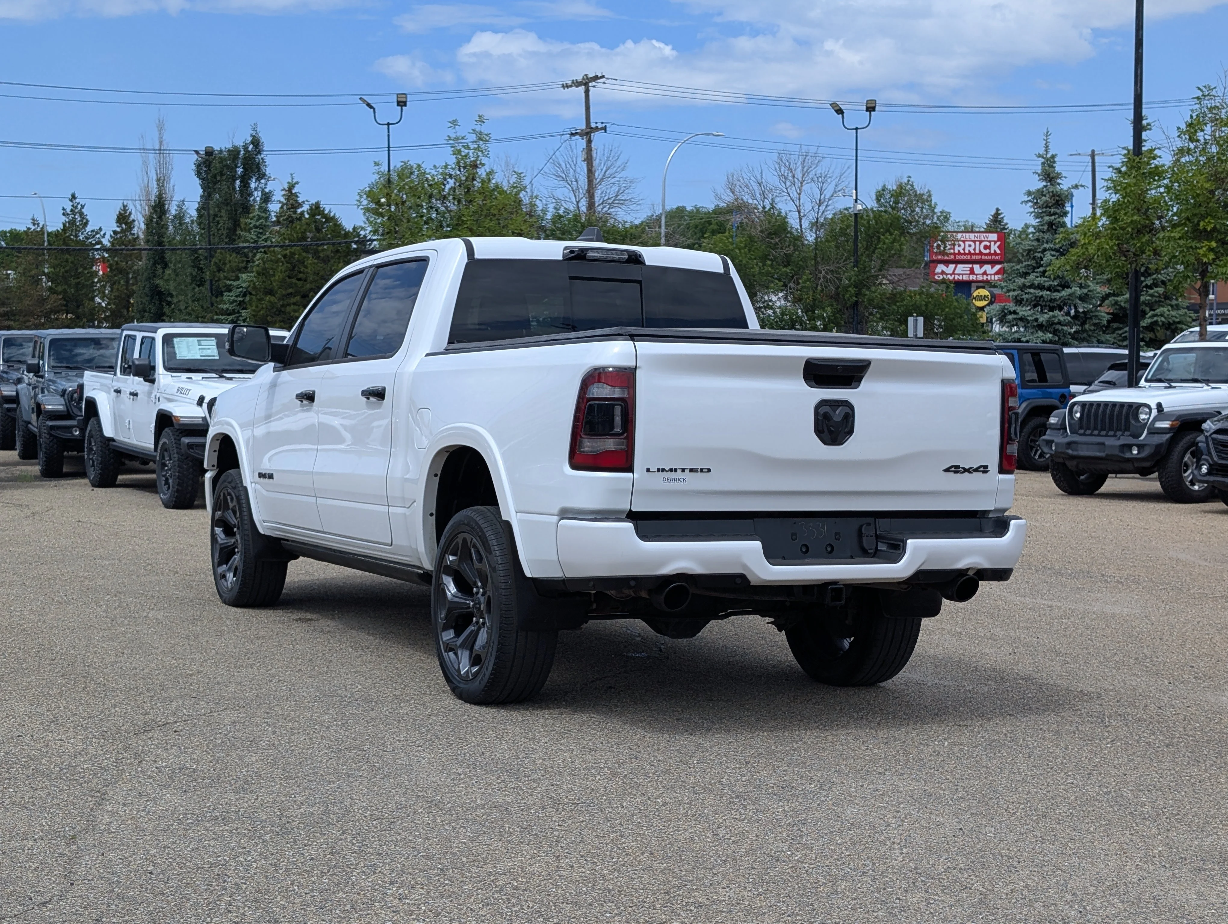 Used 2024 Ivory Tri-Coat Pearl Ram Limited image 4