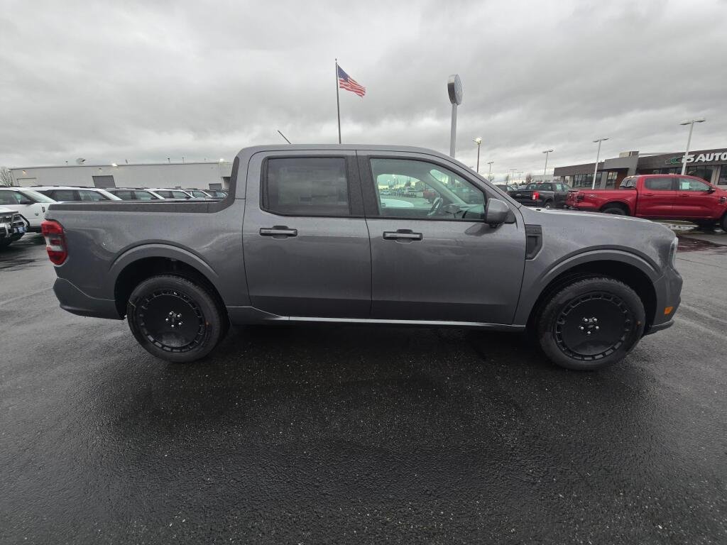 New 2026 Carbonized Gray Metallic Ford Maverick Lobo™ image 4