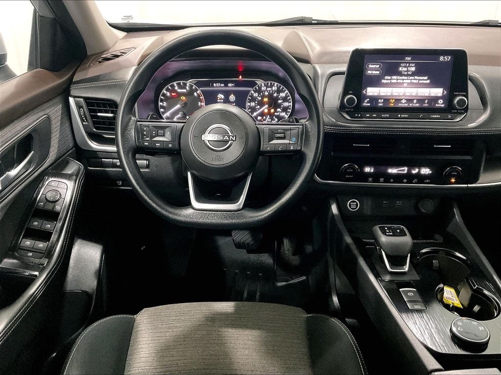 Used 2023 Silver Nissan SV image 17