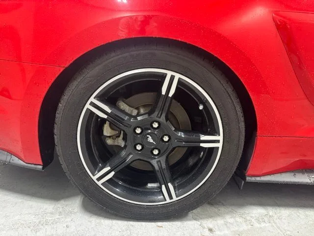 Used 2019 Red Ford GT Premium image 6