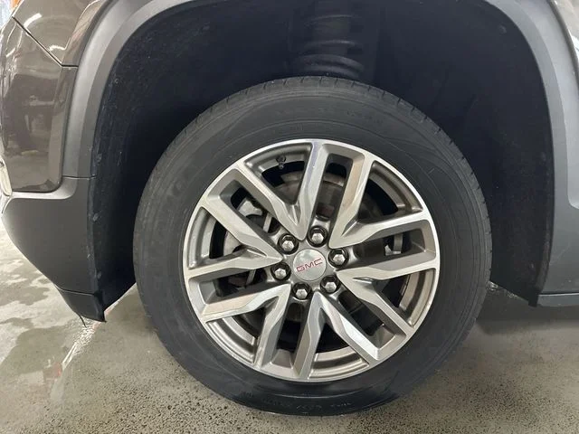 Used 2019 Gray GMC SLE-2 image 20